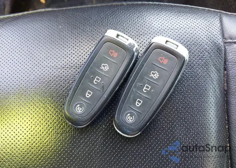 2014 Lincoln Mks Ecoboost z USA, uszkodzony, nr VIN 1LNHL9FT1EG605543